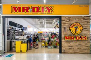 Bangkok,,Thailand-november,11,,2018:,Mr,D.i.y.,Store,,The,Shop,Is Bangkok,,Thailand-november,11,,2018:,Mr,D.i.y.,Store,,The,Shop,Is
